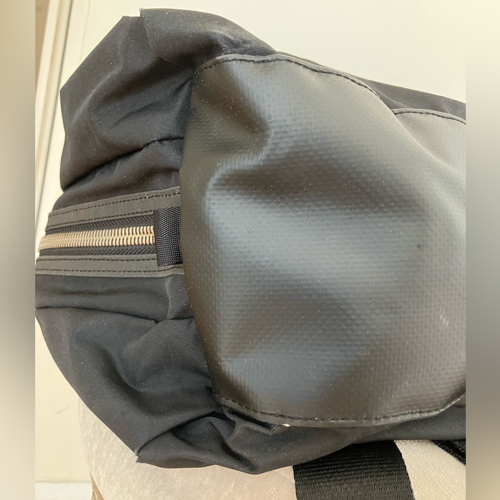 Crumpler Colombian Office Bowler Bag Unisex - Picture 12 of 13